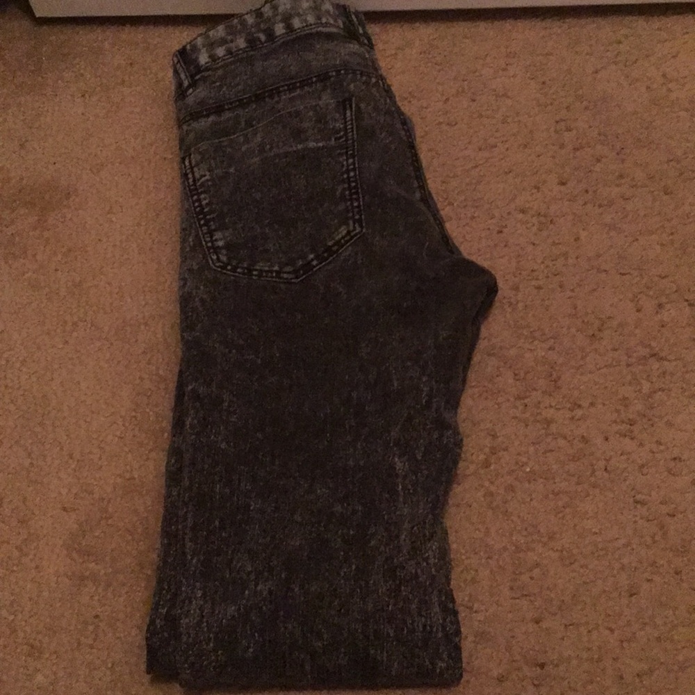 Acid wash jeans